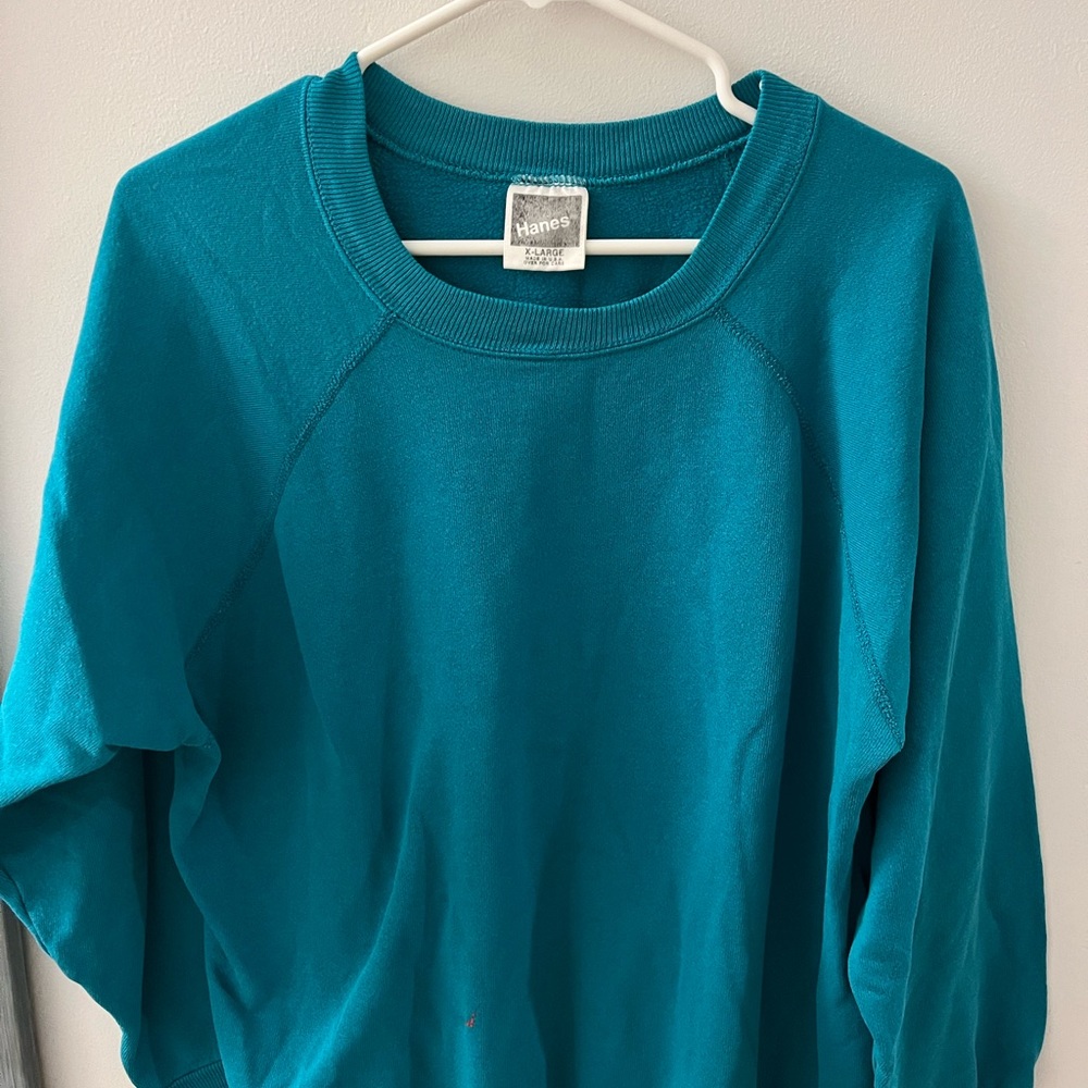 Size XL Hanes sweatshirt